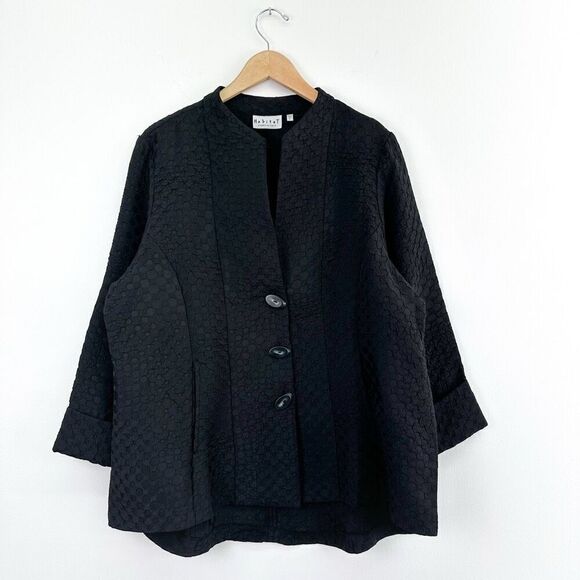 Habitat Clothes to Live In Women’s Black Jacquard 3 Oblong Button Closure Jacket - Picture 1 of 9